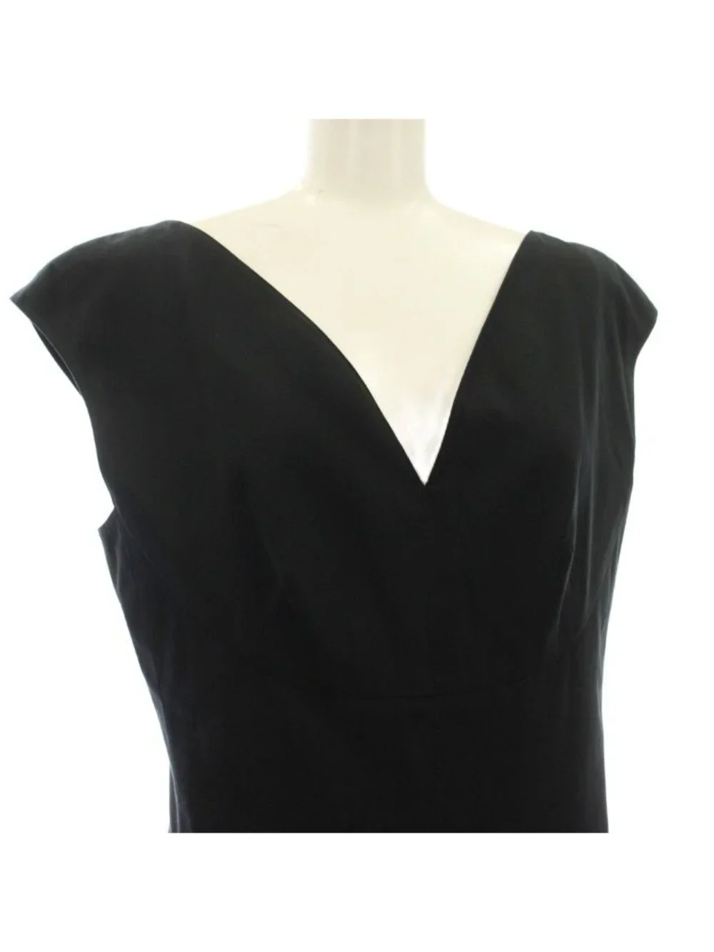 Chanel Sleeveless Dress Knee Length Cut Off Slit 36 Black